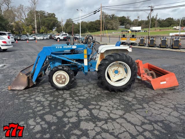 Image of Ford 1700 equipment image 2