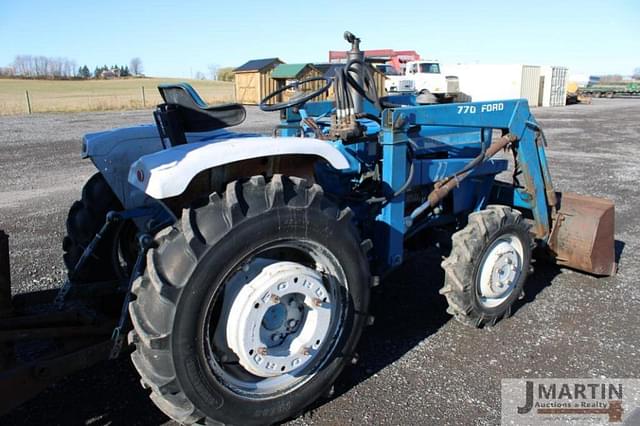 Image of Ford 1700 equipment image 1