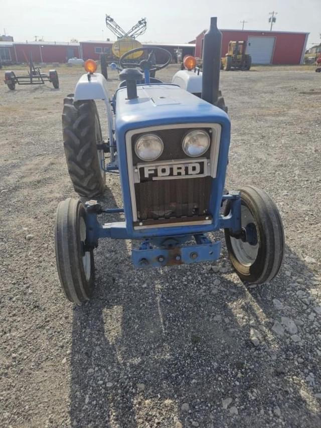 Image of Ford 1700 equipment image 1