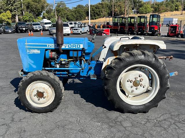 Image of Ford 1700 equipment image 1