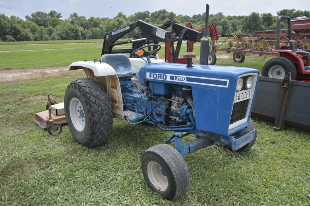 Image of Ford 1700 Primary image