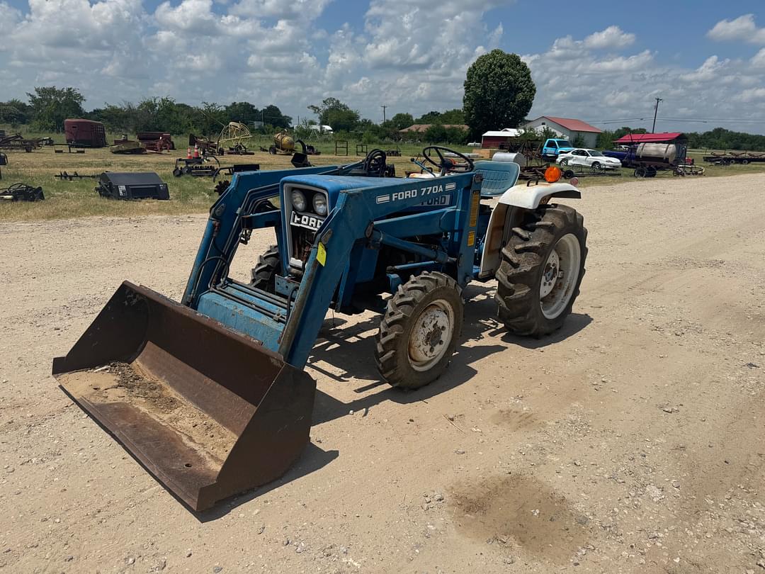 Image of Ford 1700 Primary image