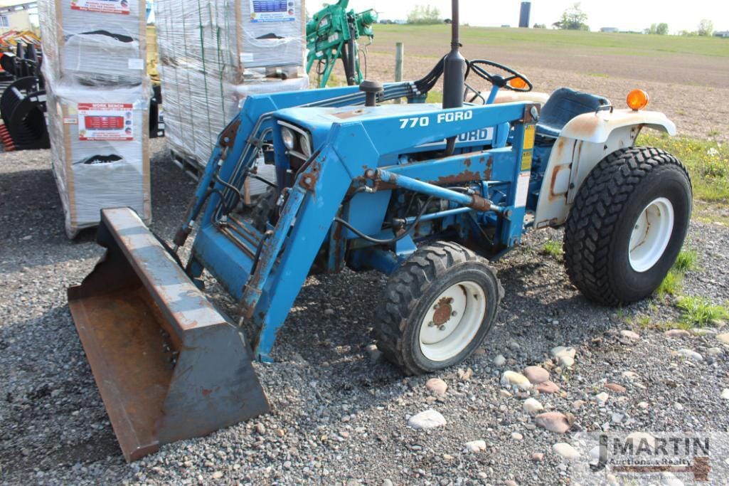 Main image Ford 1700