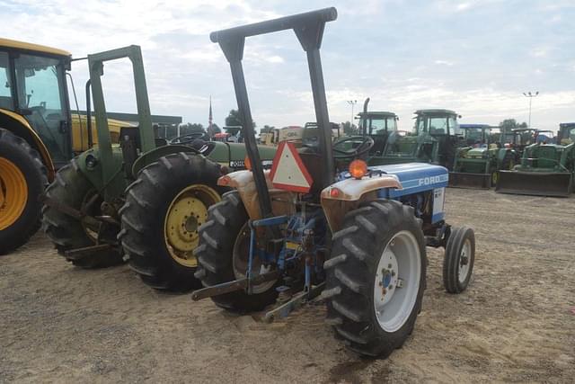 Image of Ford 1710 equipment image 2