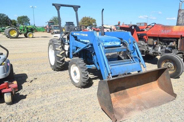 Image of Ford 1710 equipment image 3