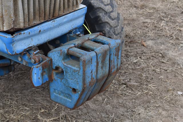 Image of Ford 1710 equipment image 3