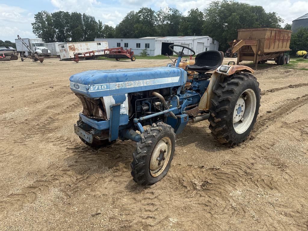 Image of Ford 1710 Primary image
