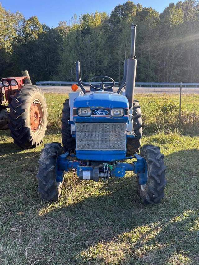 Image of Ford 1715 equipment image 1