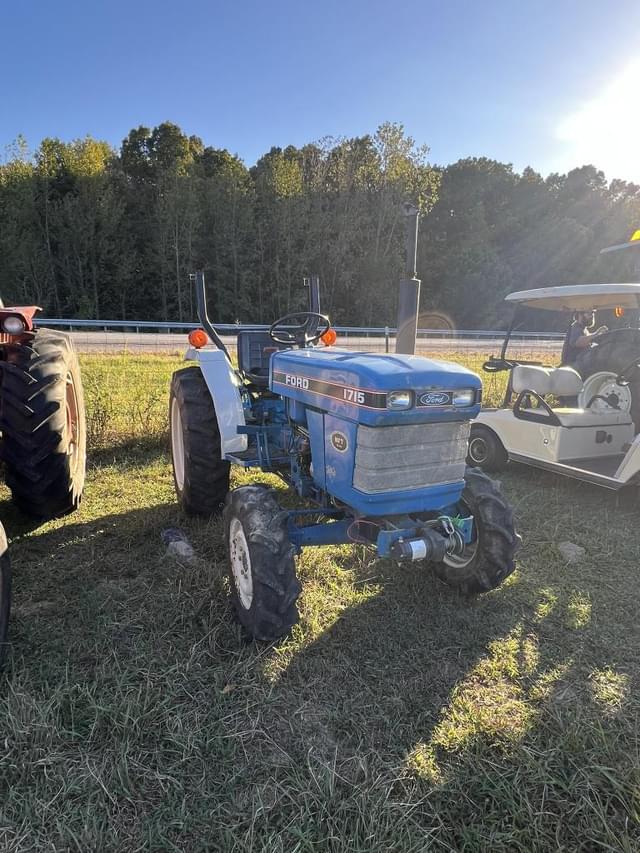 Image of Ford 1715 equipment image 3
