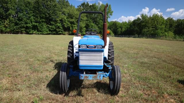 Image of Ford 1720 equipment image 1