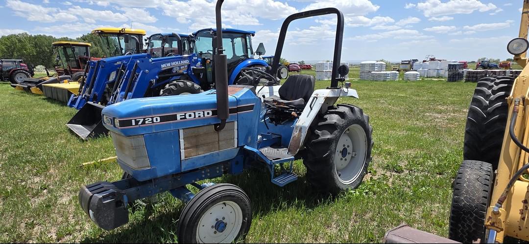 Image of Ford 1720 Primary image