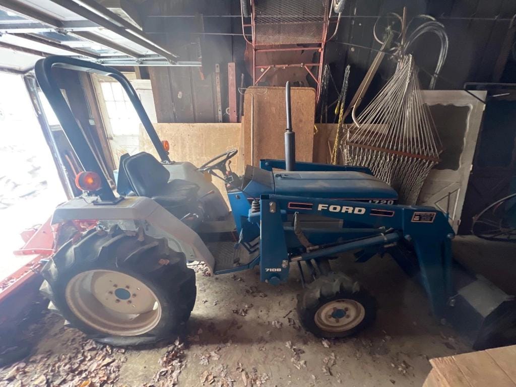 Main image Ford 1720