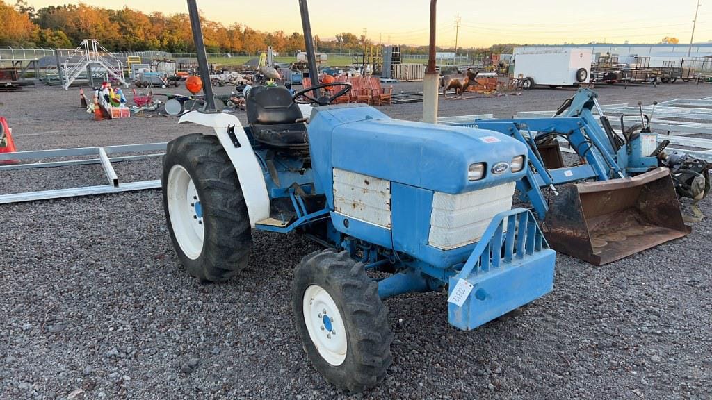 Main image Ford 1720