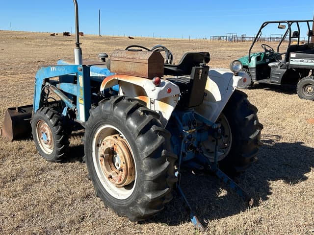 Image of Ford 1900 equipment image 2