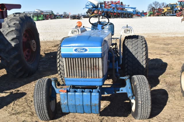 Image of Ford 1910 equipment image 1
