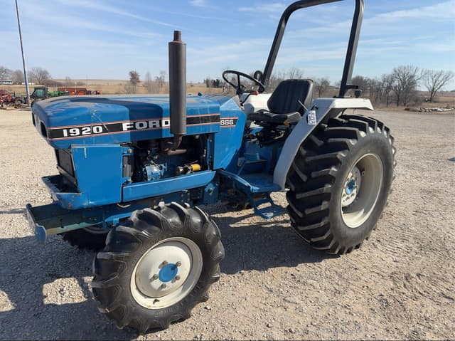 Image of Ford 1920 equipment image 1
