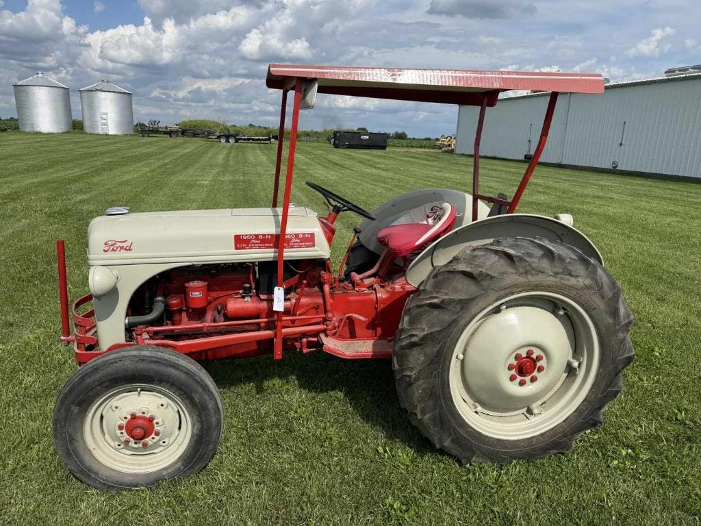 1950 Ford 8N Equipment Image0