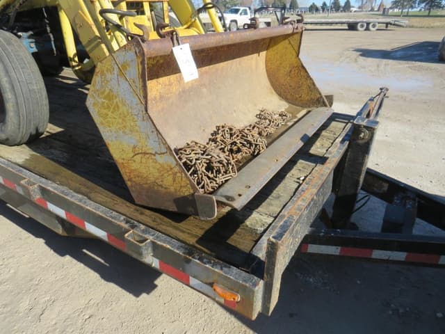 Image of Ford 2000 equipment image 1