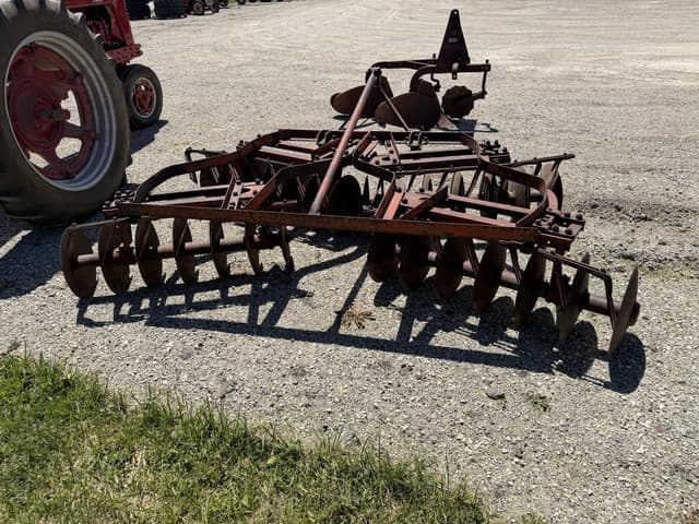 Image of Ford 201 equipment image 1