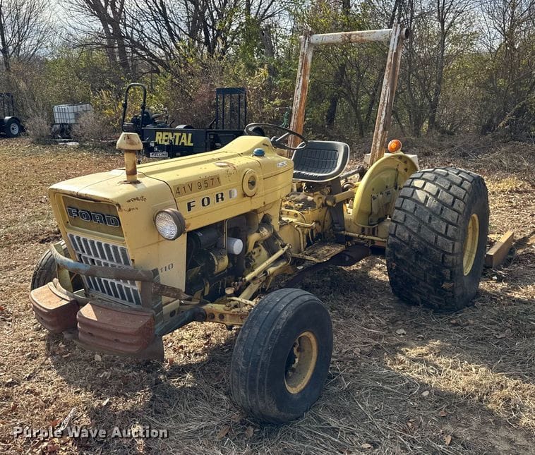 Ford 2110 Equipment Image0