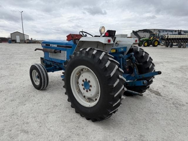 Image of Ford 2120 equipment image 2