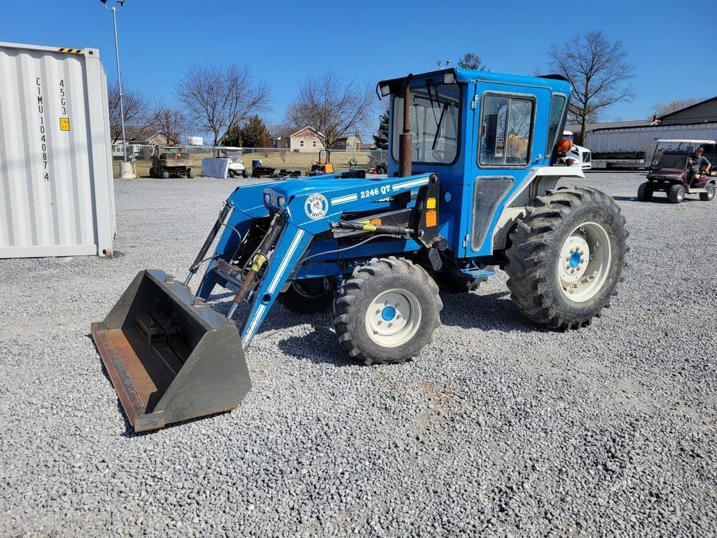 Ford 2120 Equipment Image0