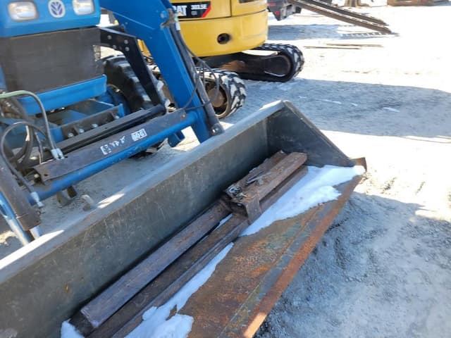 Image of Ford 2120 equipment image 3