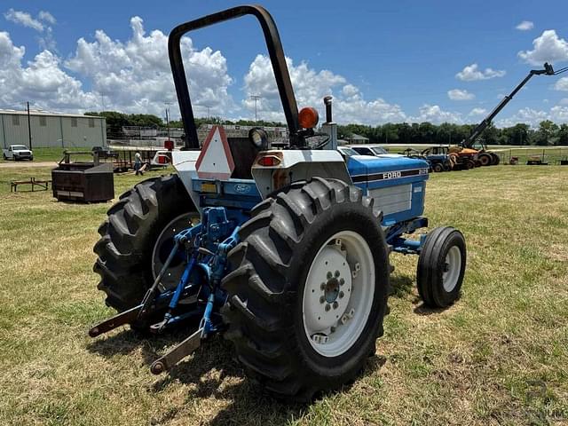 Image of Ford 2120 equipment image 1