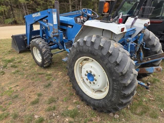 Image of Ford 2120 equipment image 2