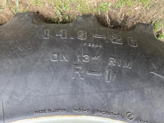 Image of Ford 2120 equipment image 4