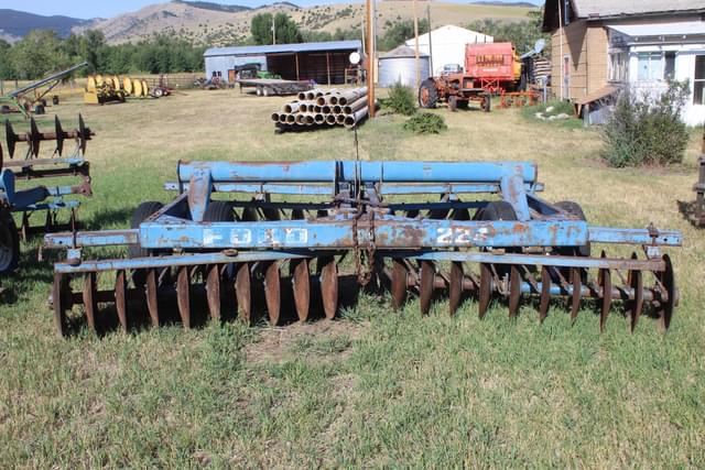Image of Ford 224 equipment image 4