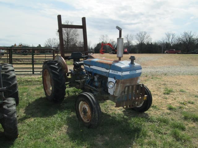 Image of Ford 2310 equipment image 1