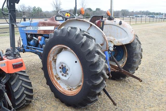 Image of Ford 2600 equipment image 1