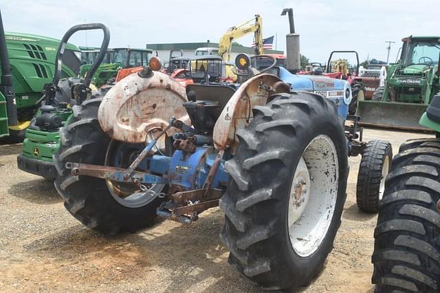 Image of Ford 2600 equipment image 2
