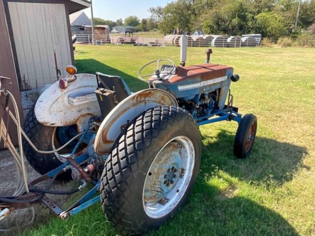 Image of Ford 2600 Image 1