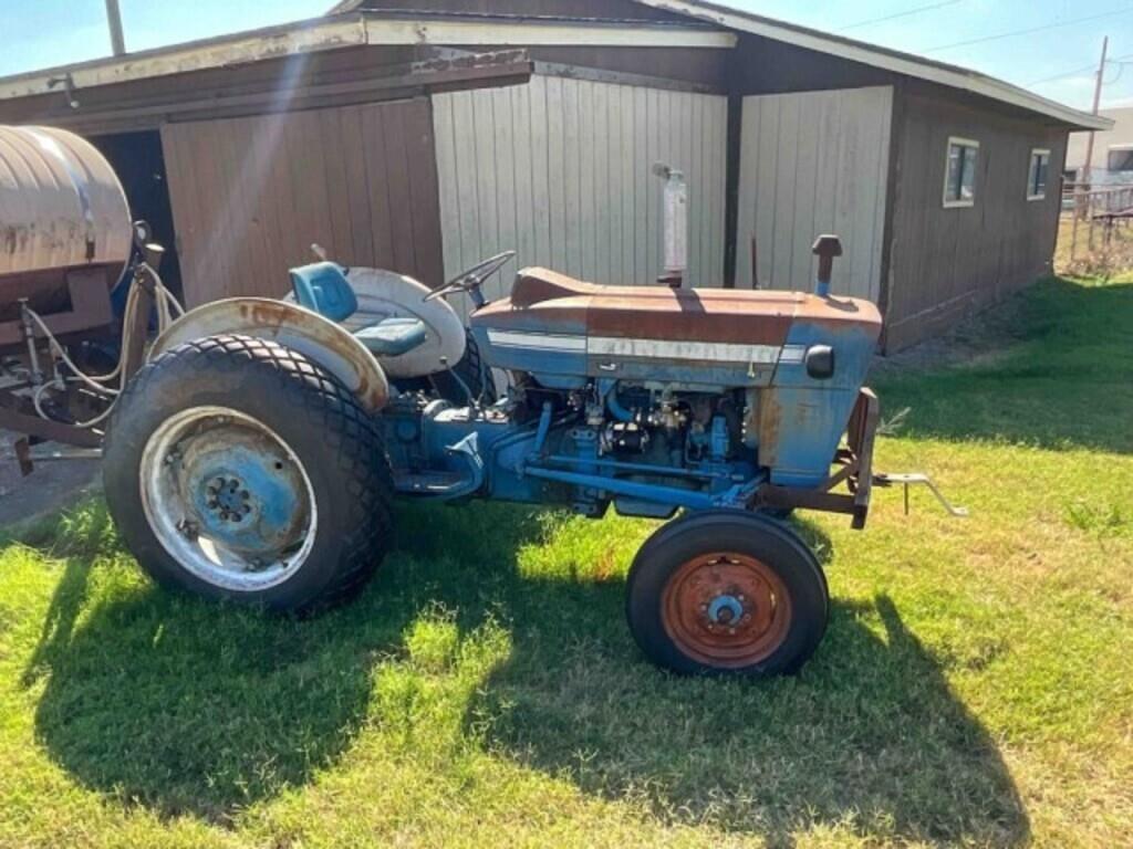 Image of Ford 2600 Image 0