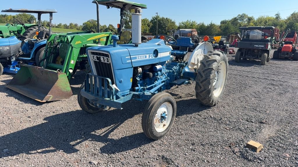 Ford 2600 Equipment Image0