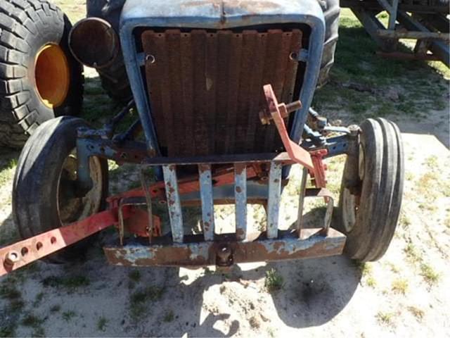Image of Ford 2600 equipment image 2