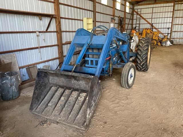 Image of Ford 2600 equipment image 1