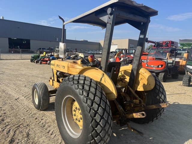 Image of Ford 260C equipment image 4