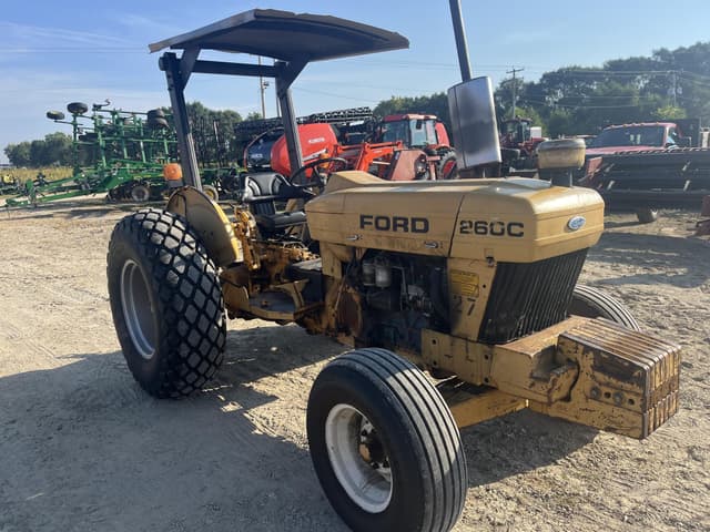 Image of Ford 260C equipment image 2