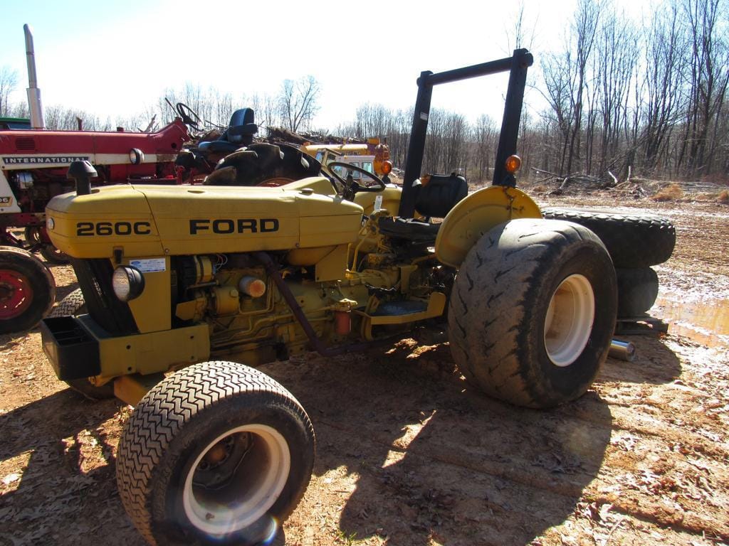 Main image Ford 260C