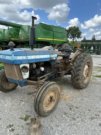 Image of Ford 2810 equipment image 1