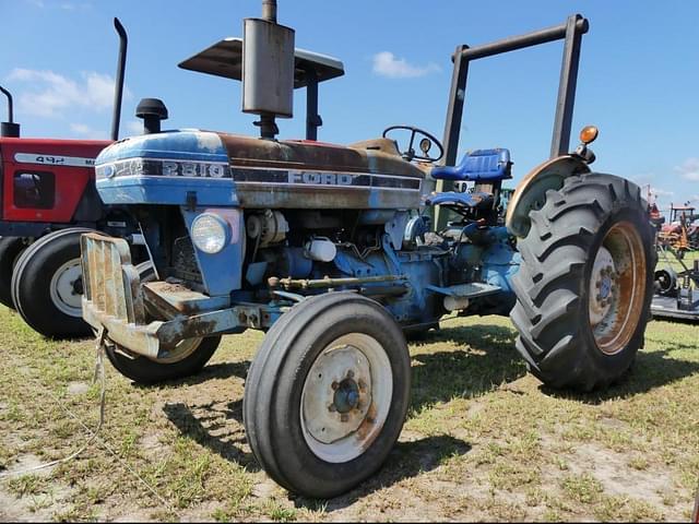 Image of Ford 2810 equipment image 1