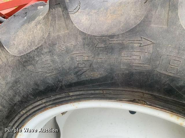 Thumbnail image Ford 2810 46