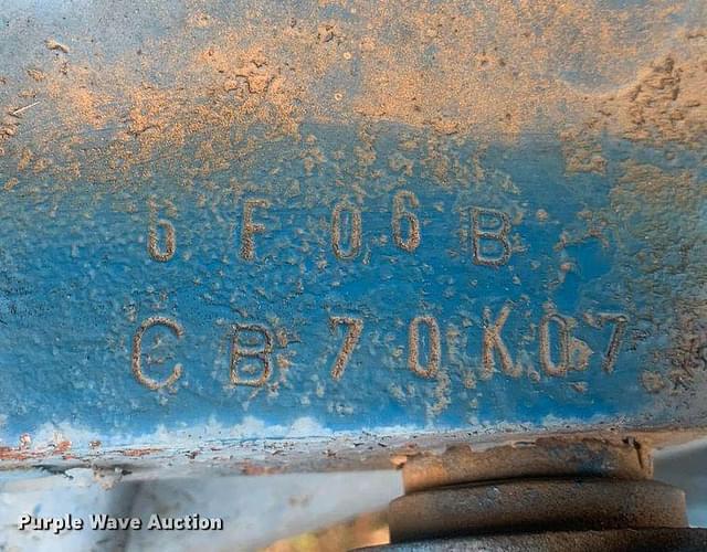 Thumbnail image Ford 2810 52