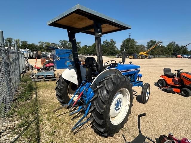 Image of Ford 2910 equipment image 2