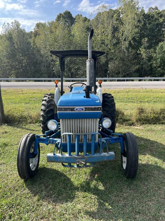 Image of Ford 2910 equipment image 2