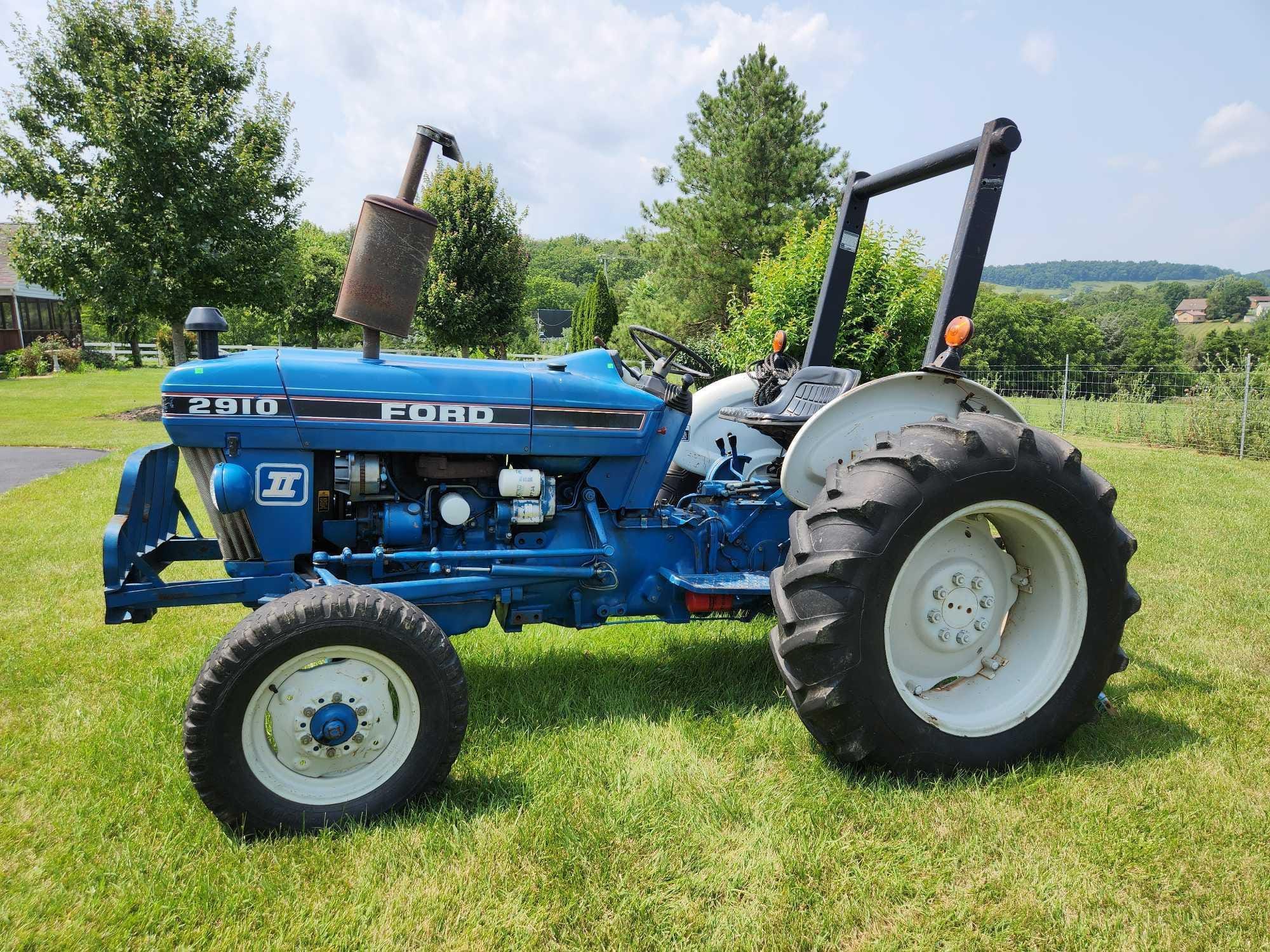 Main image Ford 2910