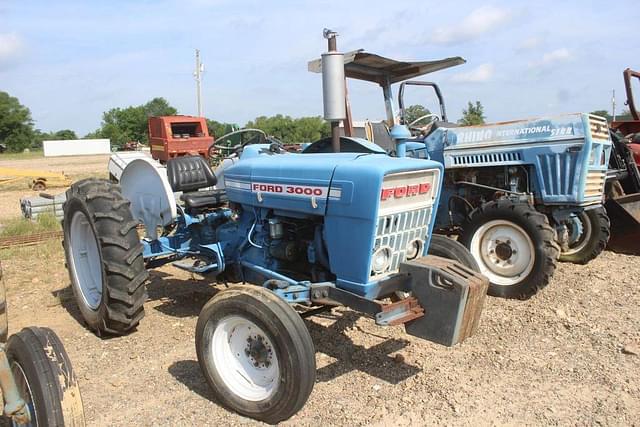 Image of Ford 3000 equipment image 3